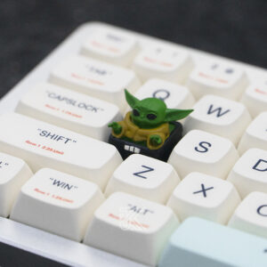 Keycap Baby Yoda 01