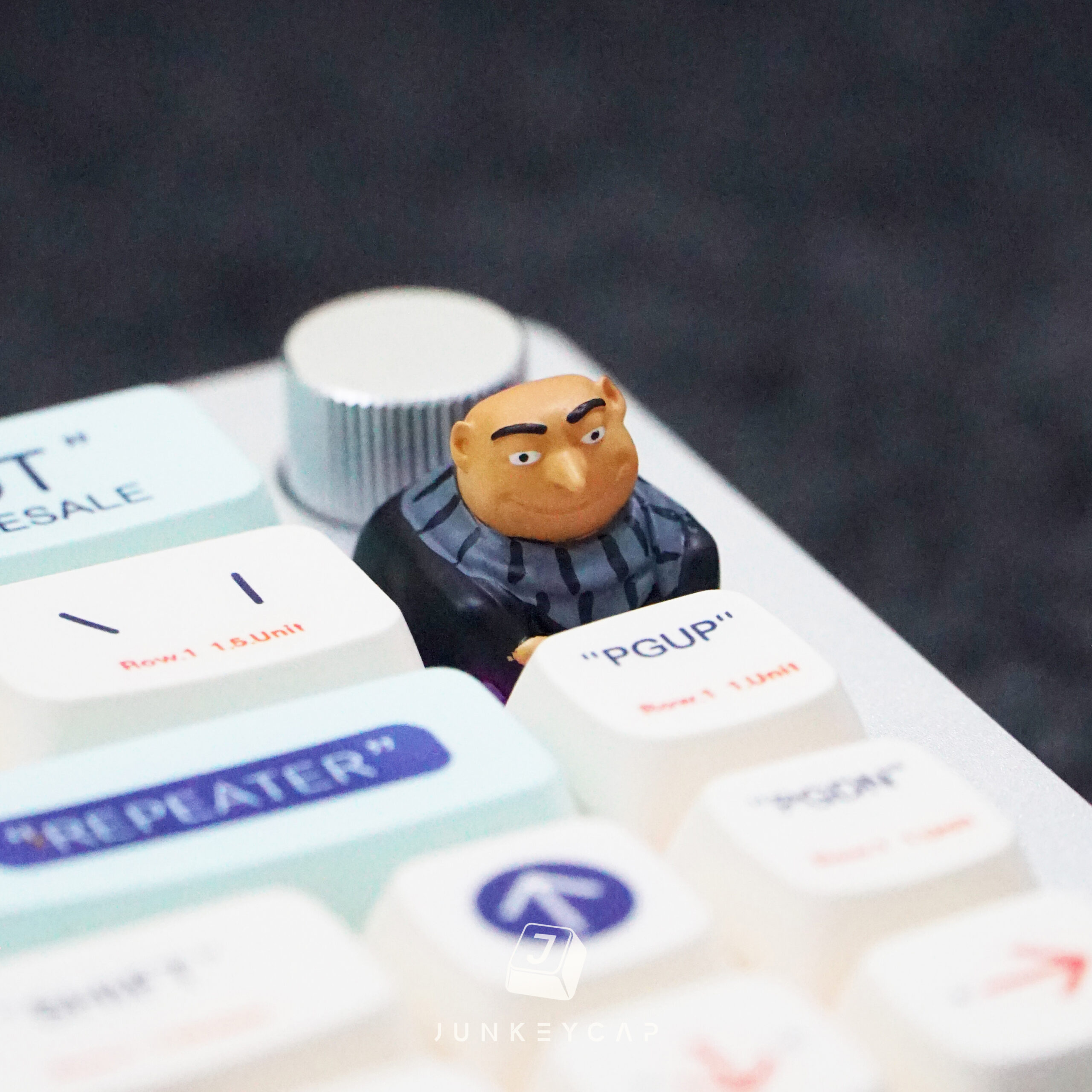 Minion Keycap V7