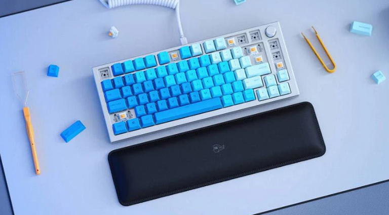 how-to-remove-keycaps-without-tool