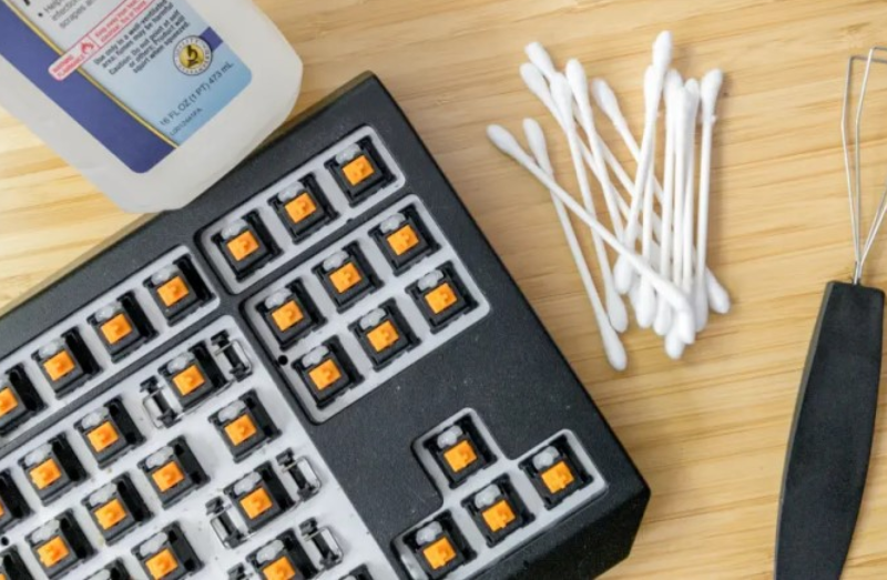 how-to-remove-keycaps-without-tool