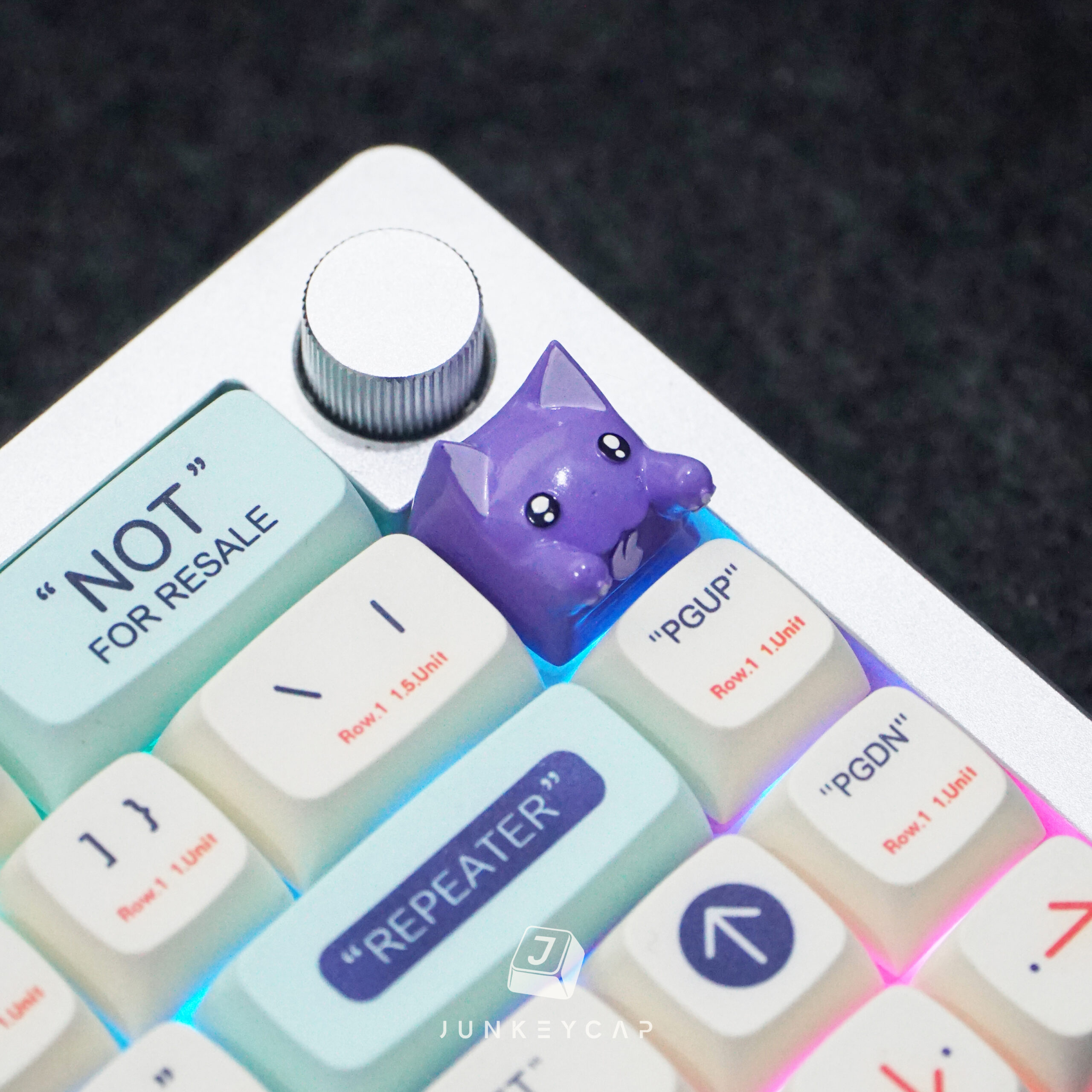 Purple Cat Keycap 5