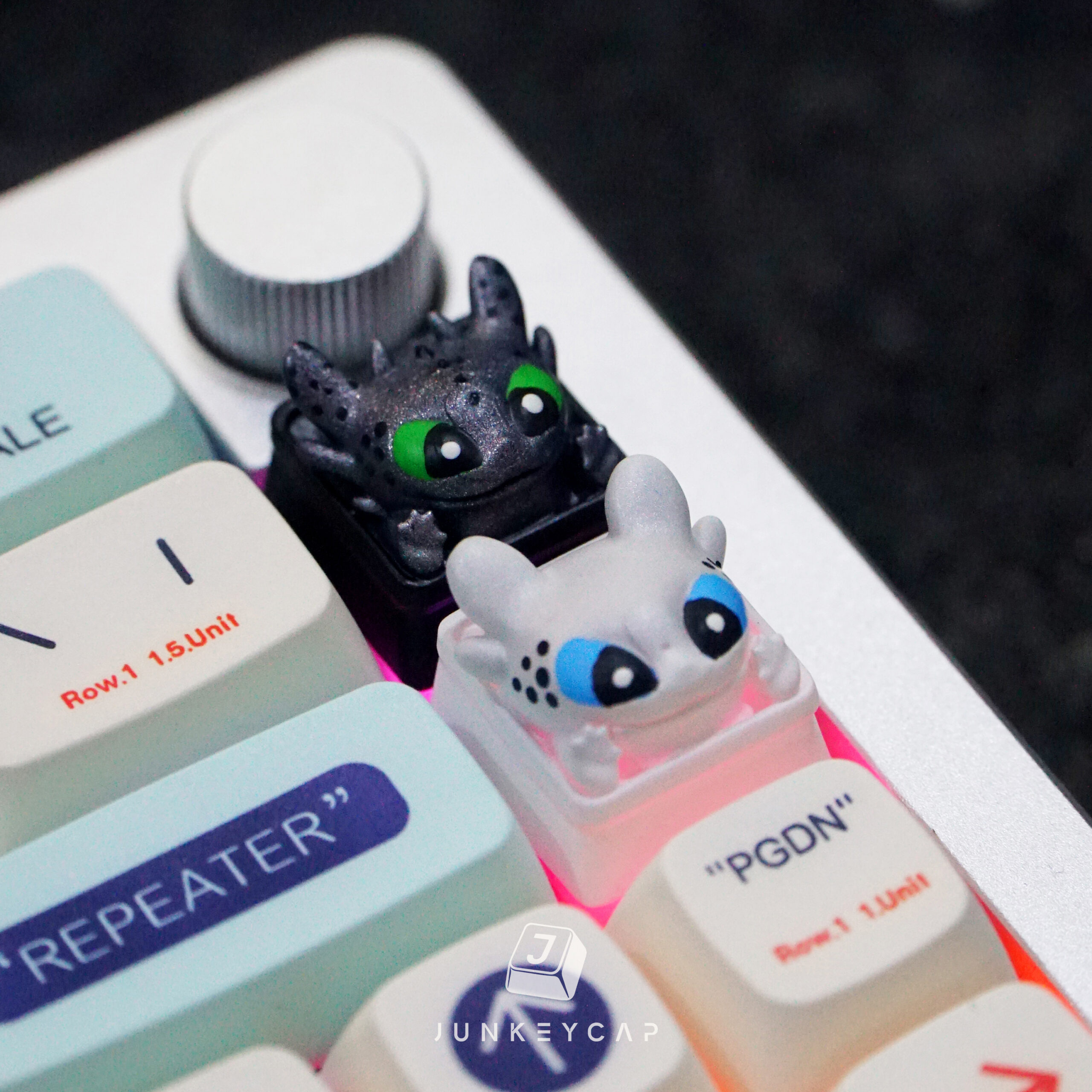 Toothless & Light Fury Keycap